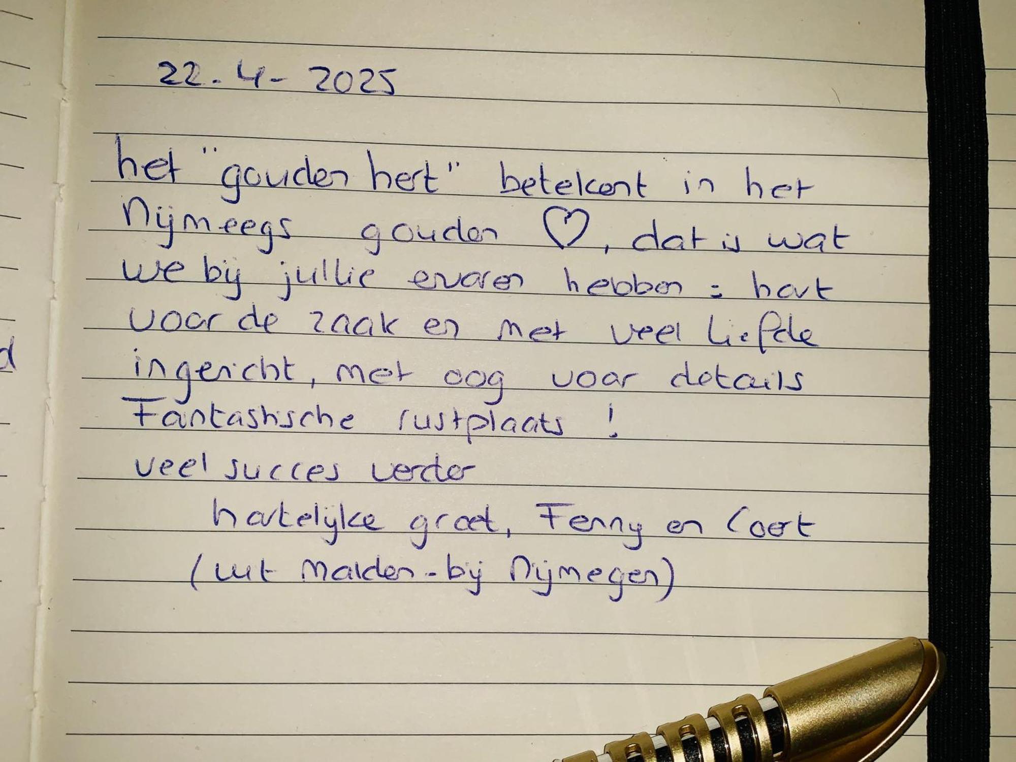 Het Gouden Hert Montfort Bagian luar foto